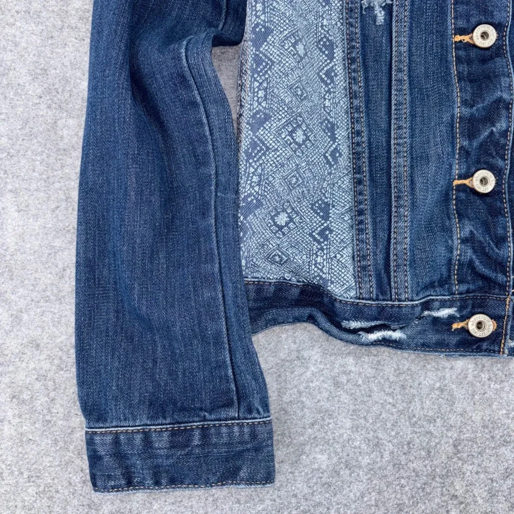 Abercrombie Kids Distressed Denim Jacket Blue Geometric Pattern XL 16 Trucker